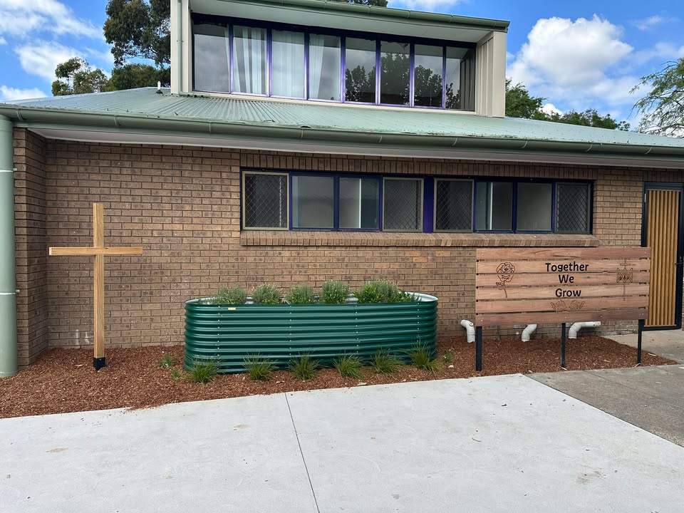 980116777452655_1419737426823919-1