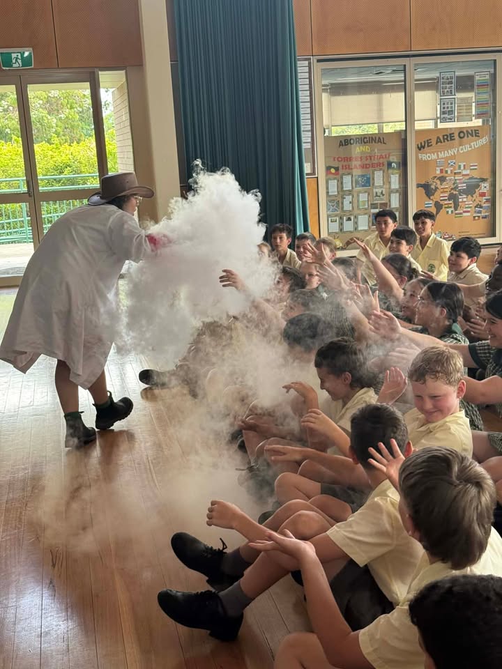 980116777452655_1419854436812218-1