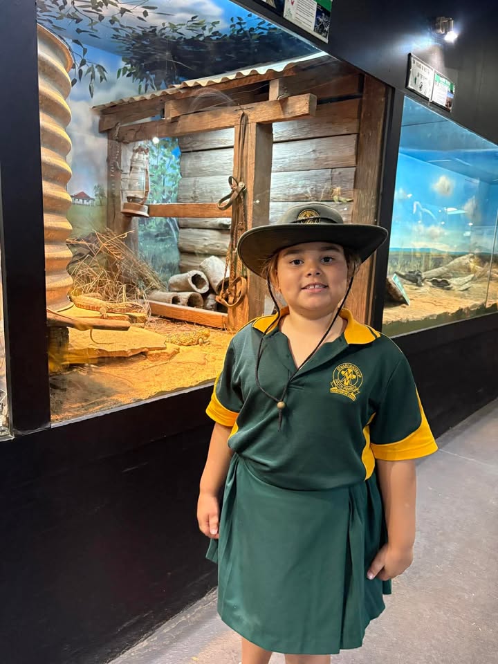 980116777452655_1517272690403725-1